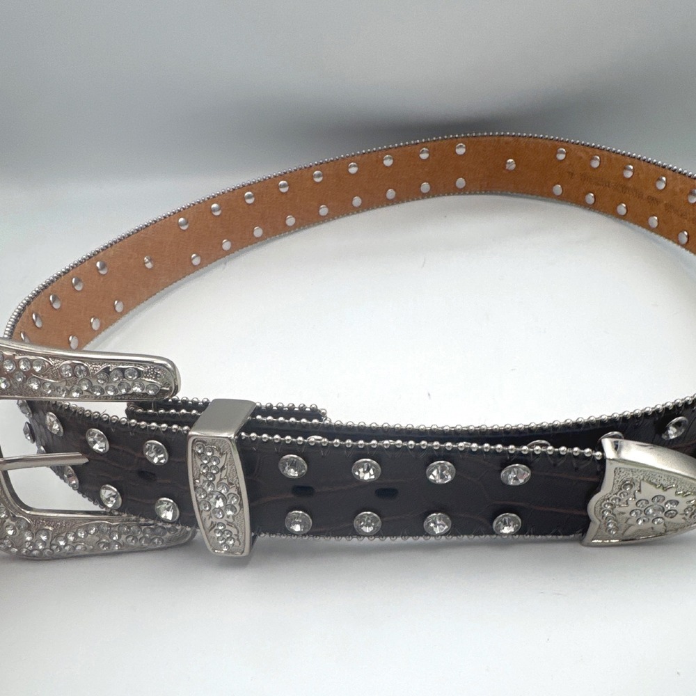 Western Belt Womens XL Brown Leather Croc Rhinestone Medallion Cowgirl Rodeo - Picture 4 of 10